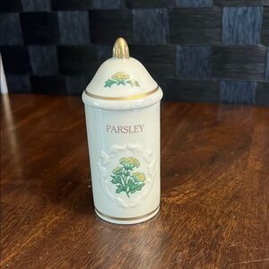 1992 Lenox Spice Garden Porcelain Spice Jar in Parsley